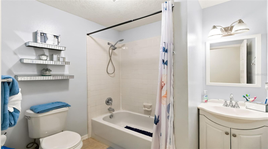 Davenport, Florida 33897, 3 Bedroom Bedrooms, ,2 Bathroombathrooms,Residential,For Sale,Highway 27,0,Mfro6439721