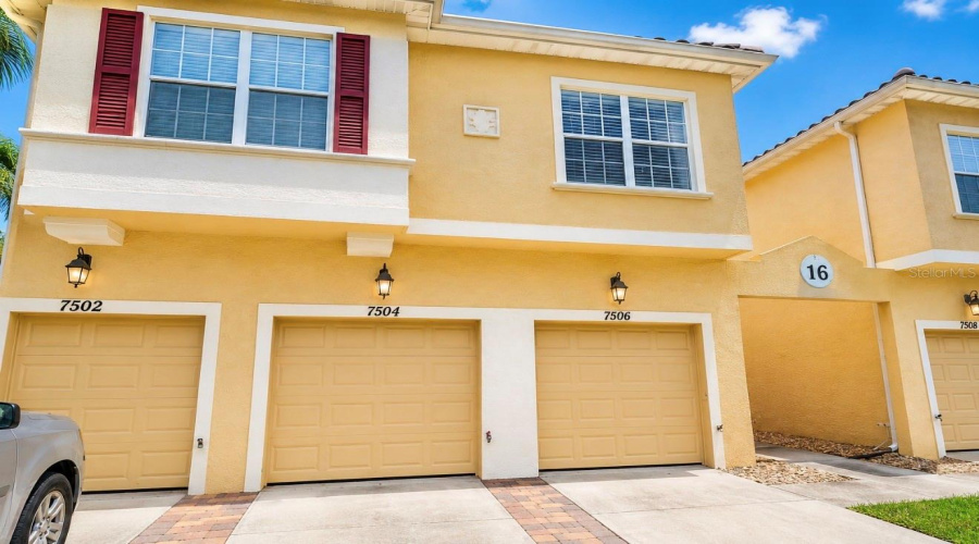 Kissimmee, Florida 34747, 3 Bedroom Bedrooms, ,2 Bathroombathrooms,Residential,For Sale,Bliss,0,Mfrtb8537289