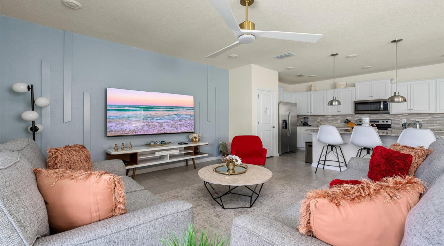 Davenport, Florida 33897, 5 Bedroom Bedrooms, ,4 Bathroombathrooms,Residential,For Sale,Lana,0,Mfro6439320