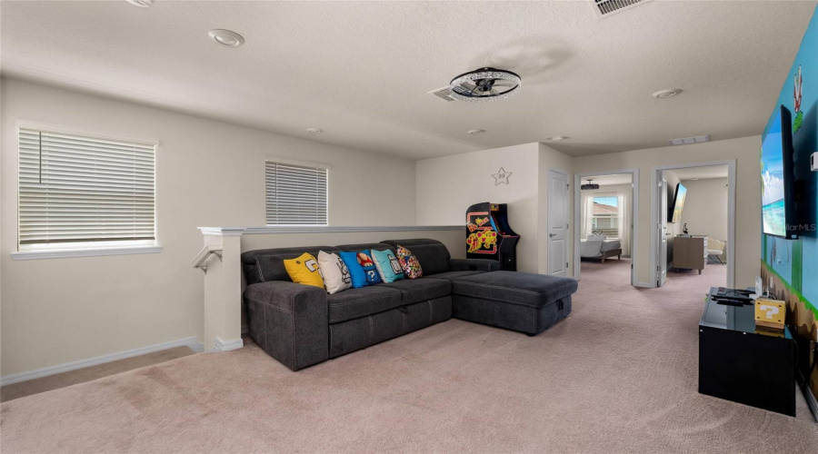 Davenport, Florida 33897, 5 Bedroom Bedrooms, ,4 Bathroombathrooms,Residential,For Sale,Lana,0,Mfro6439320