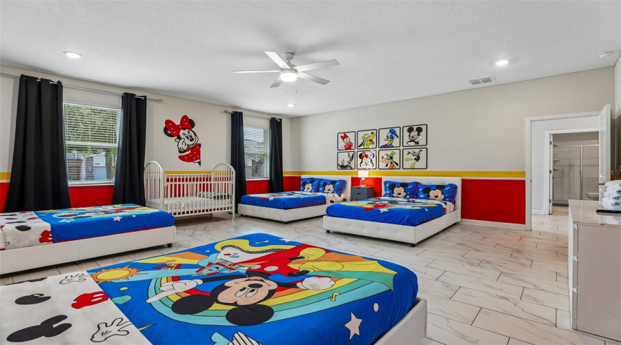 Davenport, Florida 33896, 8 Bedroom Bedrooms, ,5 Bathroombathrooms,Residential,For Sale,Sommerset Hills,0,Mfro6437880
