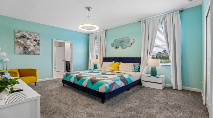 Down Stairs Bedroom With It'S Own Bathroom And Door To The Pool