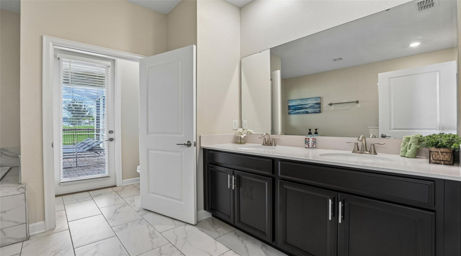 Davenport, Florida 33896, 8 Bedroom Bedrooms, ,5 Bathroombathrooms,Residential,For Sale,Sommerset Hills,0,Mfro6437880