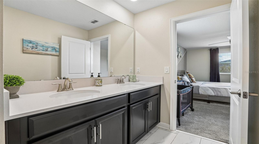 Davenport, Florida 33896, 8 Bedroom Bedrooms, ,5 Bathroombathrooms,Residential,For Sale,Sommerset Hills,0,Mfro6437880