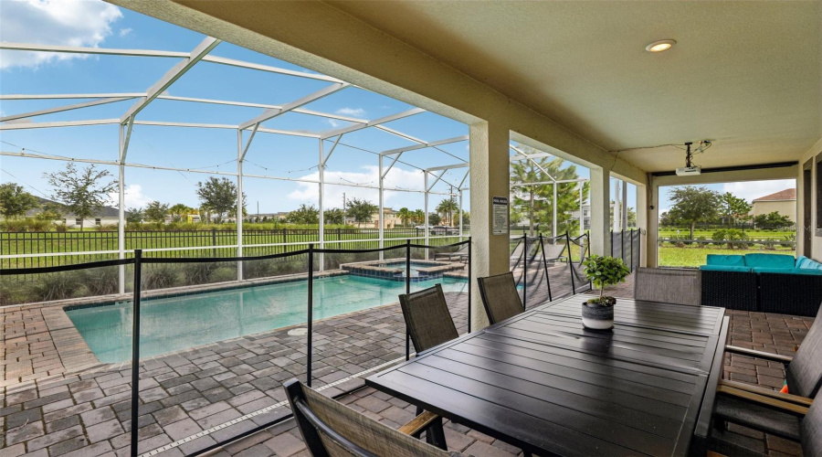 Davenport, Florida 33896, 8 Bedroom Bedrooms, ,5 Bathroombathrooms,Residential,For Sale,Sommerset Hills,0,Mfro6437880