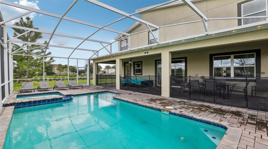 Davenport, Florida 33896, 8 Bedroom Bedrooms, ,5 Bathroombathrooms,Residential,For Sale,Sommerset Hills,0,Mfro6437880