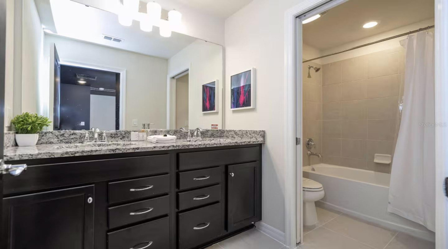 Davenport, Florida 33897, 5 Bedroom Bedrooms, ,4 Bathroombathrooms,Residential,For Sale,Lana,0,Mfro6266112