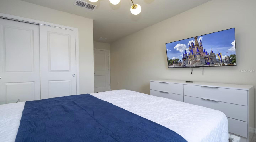 Davenport, Florida 33897, 5 Bedroom Bedrooms, ,4 Bathroombathrooms,Residential,For Sale,Lana,0,Mfro6266112