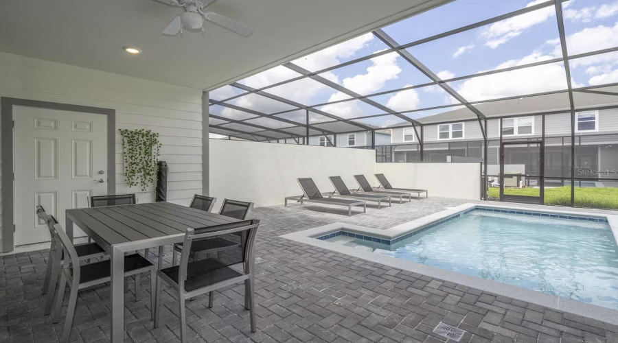 Davenport, Florida 33897, 5 Bedroom Bedrooms, ,4 Bathroombathrooms,Residential,For Sale,Lana,0,Mfro6266112