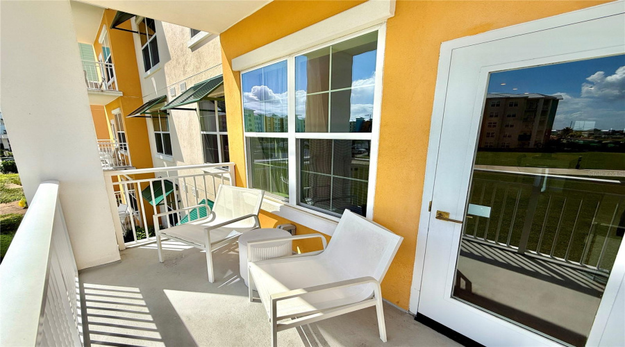 Kissimmee, Florida 34747, 2 Bedroom Bedrooms, ,2 Bathroombathrooms,Residential,For Sale,Sunset Walk,0,Mfro6349174