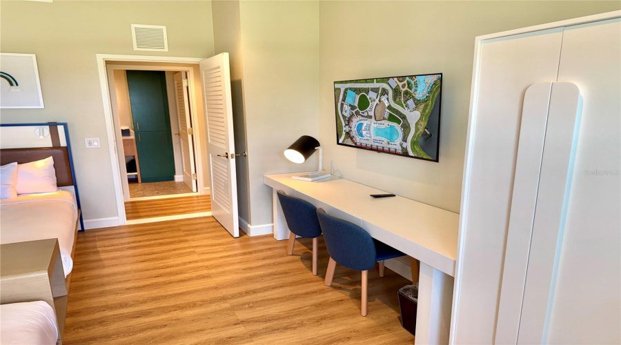 Kissimmee, Florida 34747, 2 Bedroom Bedrooms, ,2 Bathroombathrooms,Residential,For Sale,Sunset Walk,0,Mfro6349174