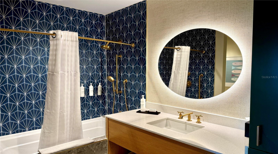 Kissimmee, Florida 34747, 2 Bedroom Bedrooms, ,2 Bathroombathrooms,Residential,For Sale,Sunset Walk,0,Mfro6349174