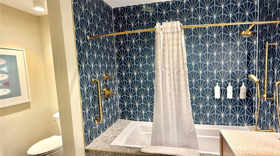 Kissimmee, Florida 34747, 2 Bedroom Bedrooms, ,2 Bathroombathrooms,Residential,For Sale,Sunset Walk,0,Mfro6349174
