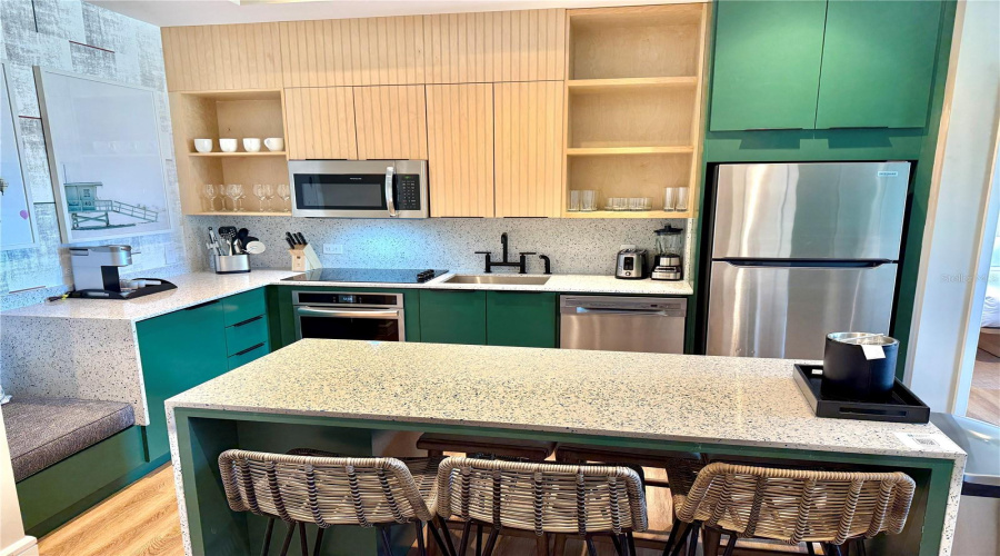 Kissimmee, Florida 34747, 2 Bedroom Bedrooms, ,2 Bathroombathrooms,Residential,For Sale,Sunset Walk,0,Mfro6349174