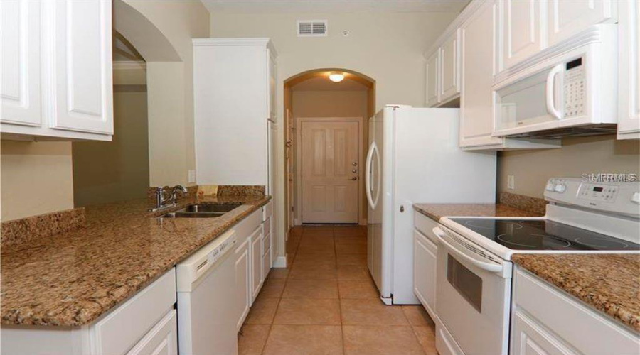 Celebration, Florida 34747, 2 Bedroom Bedrooms, ,2 Bathroombathrooms,Residential,For Sale,Celebration Ave,0,Mfro6294067