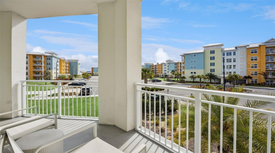Kissimmee, Florida 34747, 2 Bedroom Bedrooms, ,2 Bathroombathrooms,Residential,For Sale,Sunset Walk,0,Mfrs5141552