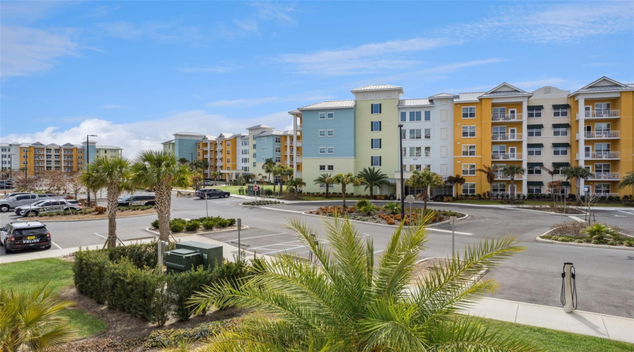 Kissimmee, Florida 34747, 2 Bedroom Bedrooms, ,2 Bathroombathrooms,Residential,For Sale,Sunset Walk,0,Mfrs5141552
