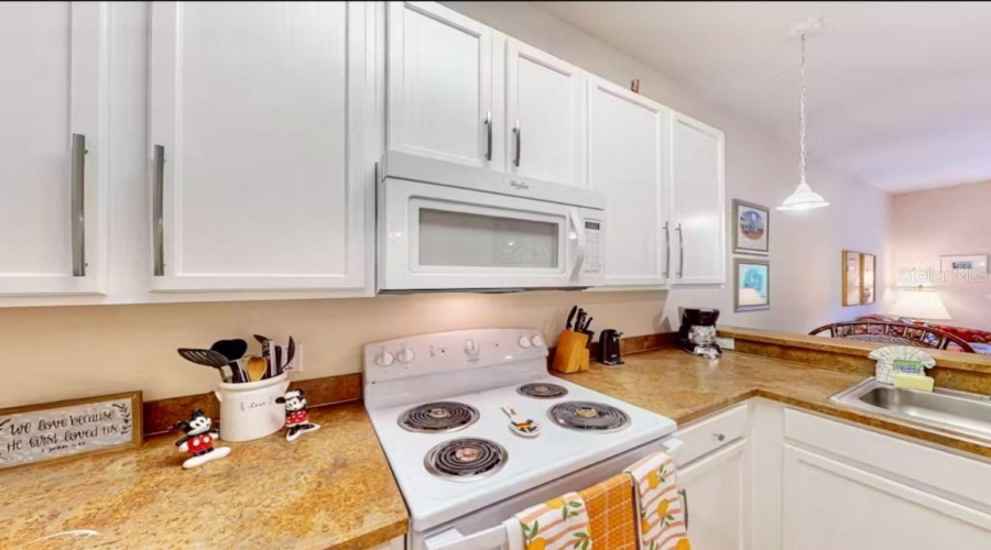 Davenport, Florida 33897, 3 Bedroom Bedrooms, ,2 Bathroombathrooms,Residential,For Sale,Rum,0,Mfrtb8491939