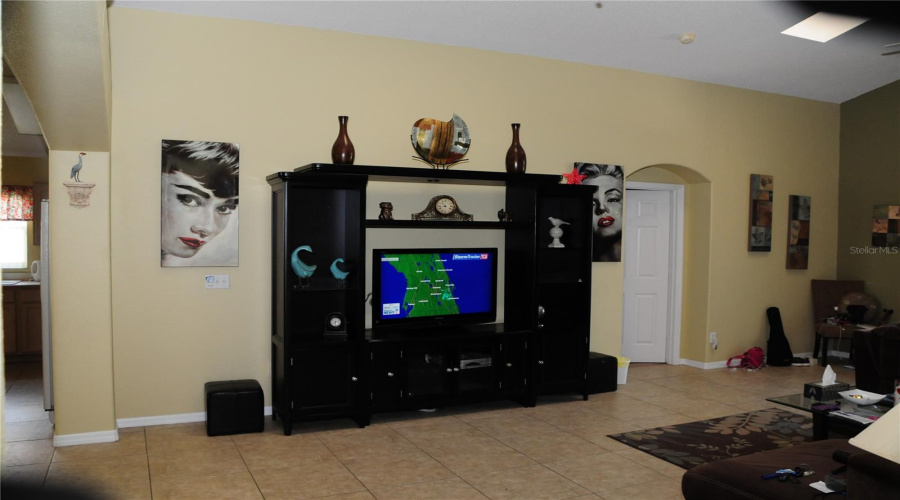 Kissimmee, Florida 34747, 5 Bedroom Bedrooms, ,4 Bathroombathrooms,Residential,For Sale,Indian Creek,0,Mfro6395293