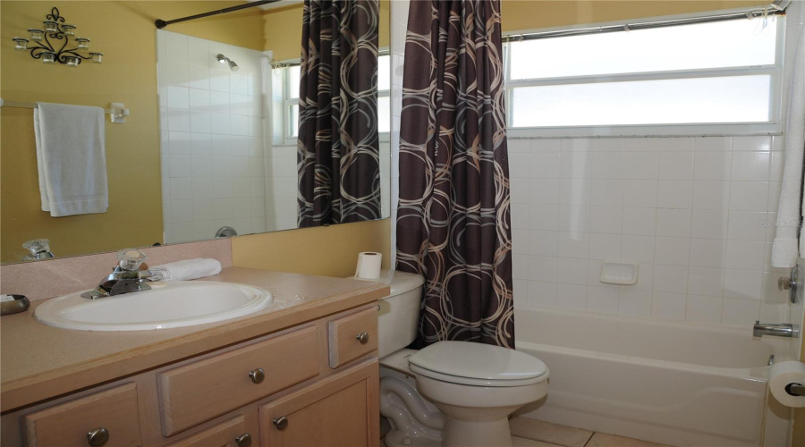 Kissimmee, Florida 34747, 5 Bedroom Bedrooms, ,4 Bathroombathrooms,Residential,For Sale,Indian Creek,0,Mfro6395293