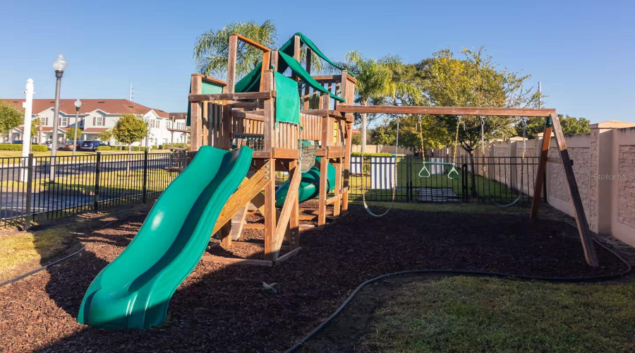 Kissimmee, Florida 34747, 4 Bedroom Bedrooms, ,3 Bathroombathrooms,Residential,For Sale,Gold,0,Mfro6390841