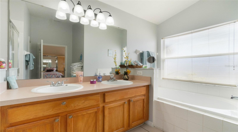 Davenport, Florida 33837, 4 Bedroom Bedrooms, ,2 Bathroombathrooms,Residential,For Sale,Lady Diana,0,Mfro6402082