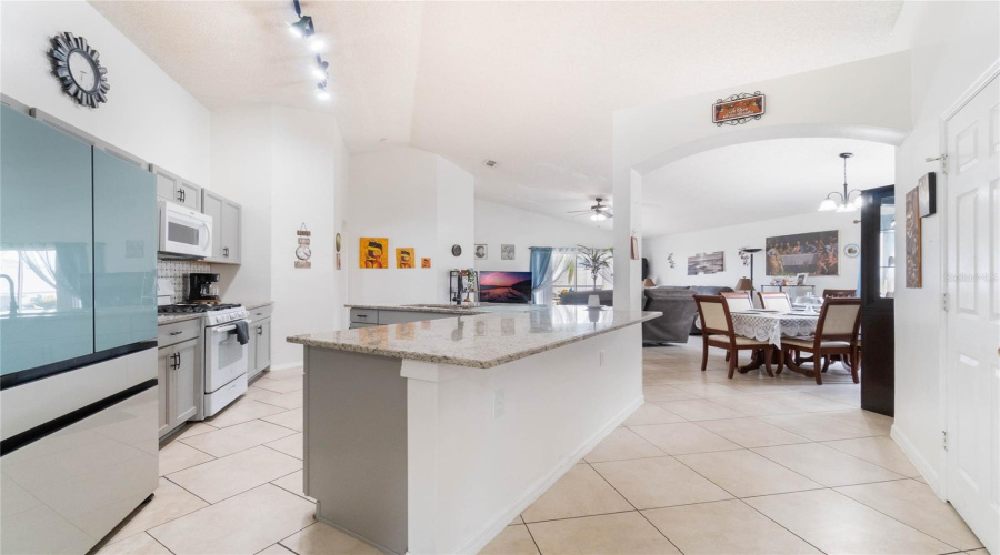 Davenport, Florida 33837, 4 Bedroom Bedrooms, ,2 Bathroombathrooms,Residential,For Sale,Lady Diana,0,Mfro6402082