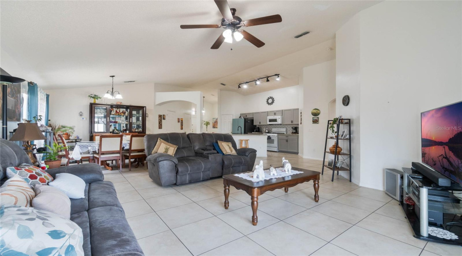 Davenport, Florida 33837, 4 Bedroom Bedrooms, ,2 Bathroombathrooms,Residential,For Sale,Lady Diana,0,Mfro6402082