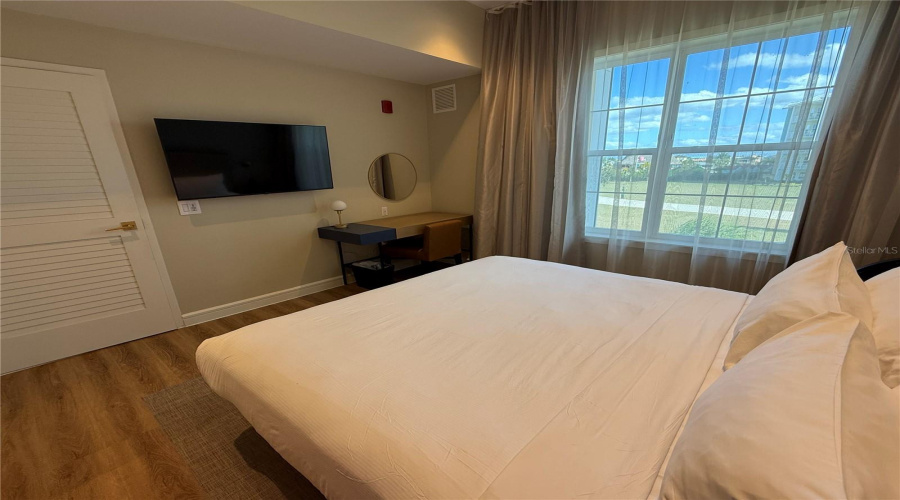 Kissimmee, Florida 34747, 2 Bedroom Bedrooms, ,2 Bathroombathrooms,Residential,For Sale,Sunset Walk,0,Mfrs5137379
