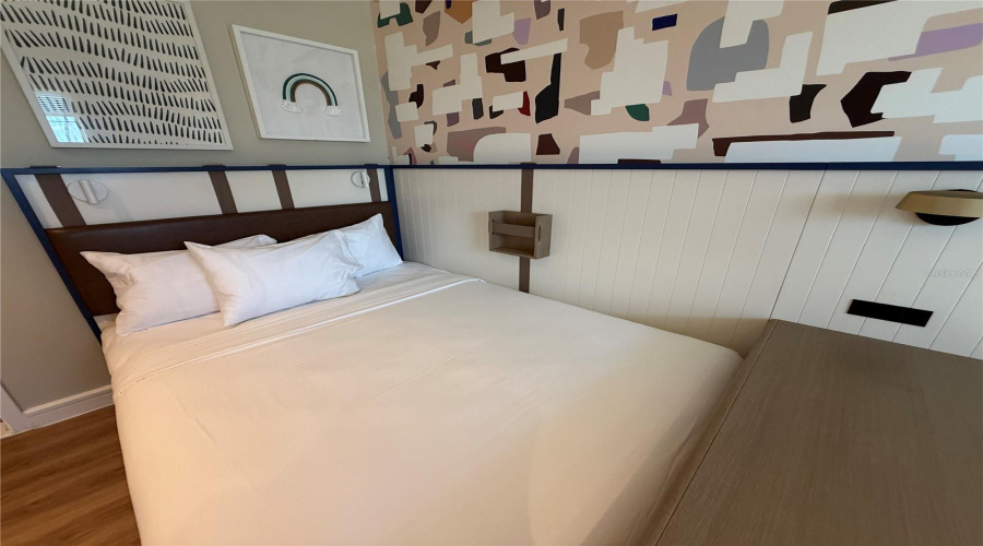 Kissimmee, Florida 34747, 2 Bedroom Bedrooms, ,2 Bathroombathrooms,Residential,For Sale,Sunset Walk,0,Mfrs5137379