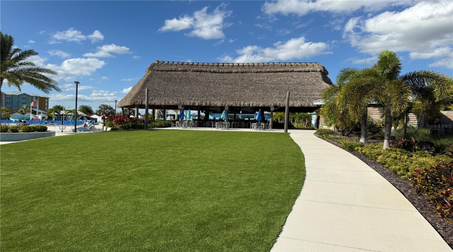 Kissimmee, Florida 34747, 2 Bedroom Bedrooms, ,2 Bathroombathrooms,Residential,For Sale,Sunset Walk,0,Mfrs5137379