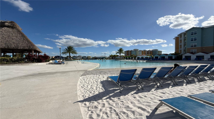 Kissimmee, Florida 34747, 2 Bedroom Bedrooms, ,2 Bathroombathrooms,Residential,For Sale,Sunset Walk,0,Mfrs5137379