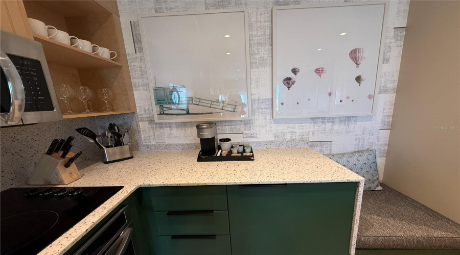 Kissimmee, Florida 34747, 2 Bedroom Bedrooms, ,2 Bathroombathrooms,Residential,For Sale,Sunset Walk,0,Mfrs5137379