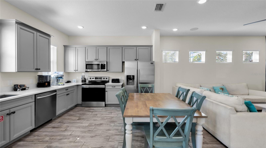 Kissimmee, Florida 34747, 3 Bedroom Bedrooms, ,3 Bathroombathrooms,Residential,For Sale,Salted Rim,0,Mfro6346077