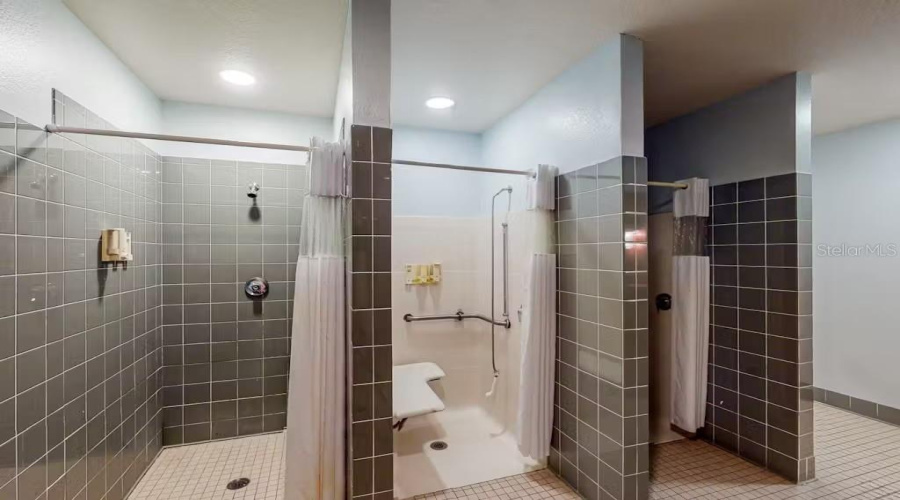 Davenport, Florida 33897, 3 Bedroom Bedrooms, ,2 Bathroombathrooms,Residential,For Sale,Gran Bahama,0,Mfro6371140