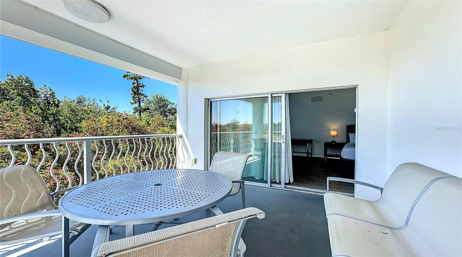 Kissimmee, Florida 34747, 2 Bedroom Bedrooms, ,2 Bathroombathrooms,Residential,For Sale,Celebration,0,Mfro6279113