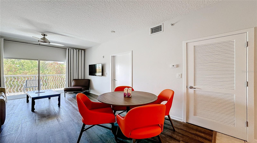 Kissimmee, Florida 34747, 2 Bedroom Bedrooms, ,2 Bathroombathrooms,Residential,For Sale,Celebration,0,Mfro6279113