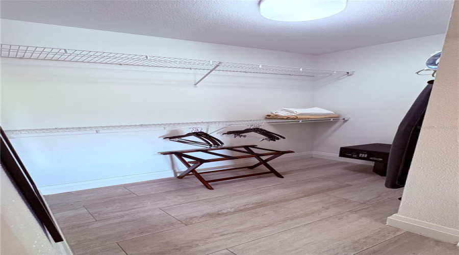 Kissimmee, Florida 34747, 2 Bedroom Bedrooms, ,2 Bathroombathrooms,Residential,For Sale,Grove Resort,0,Mfro6387351