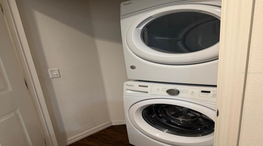 Kissimmee, Florida 34747, 4 Bedroom Bedrooms, ,3 Bathroombathrooms,Residential,For Sale,Shine,0,Mfrs5124447