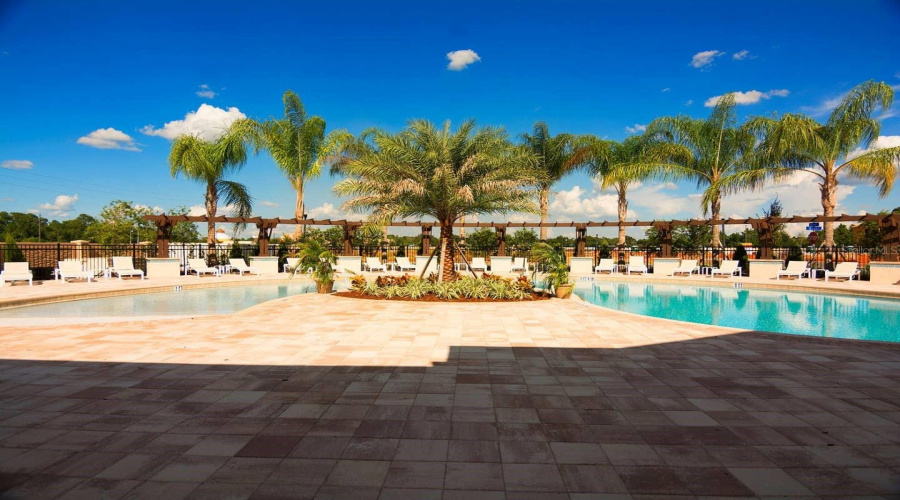 Kissimmee, Florida 34747, 3 Bedroom Bedrooms, ,2 Bathroombathrooms,Residential,For Sale,Shine,0,Mfrs5145939