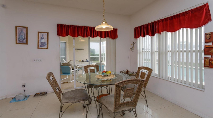 Davenport, Florida 33897, 5 Bedroom Bedrooms, ,4 Bathroombathrooms,Residential,For Sale,Ballyshannon,0,Mfro6309913