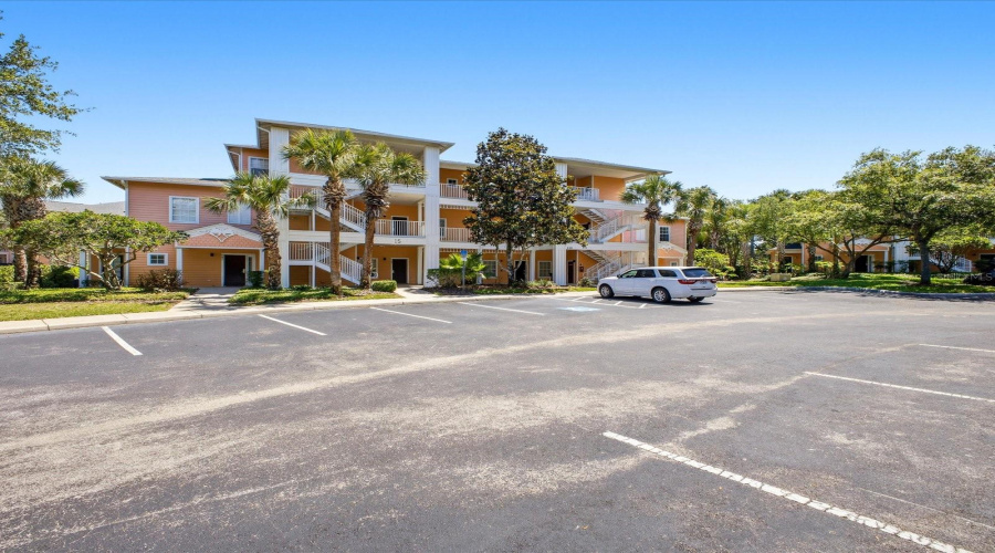 Davenport, Florida 33897, 3 Bedroom Bedrooms, ,2 Bathroombathrooms,Residential,For Sale,Andros Avenue,0,Mfro6402539
