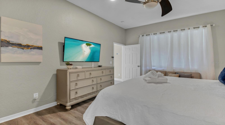 Davenport, Florida 33897, 4 Bedroom Bedrooms, ,3 Bathroombathrooms,Residential,For Sale,Cork,0,Mfro6420578
