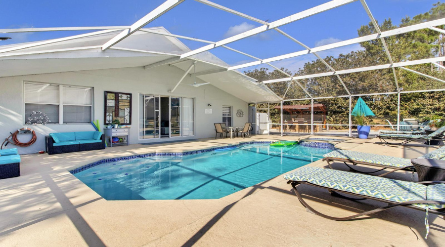 Davenport, Florida 33897, 4 Bedroom Bedrooms, ,3 Bathroombathrooms,Residential,For Sale,Cork,0,Mfro6420578