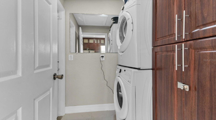Davenport, Florida 33897, 4 Bedroom Bedrooms, ,3 Bathroombathrooms,Residential,For Sale,Cork,0,Mfro6420578