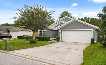 Davenport, Florida 33897, 4 Bedroom Bedrooms, ,2 Bathroombathrooms,Residential,For Sale,Pine Cone,0,Mfrs5151781