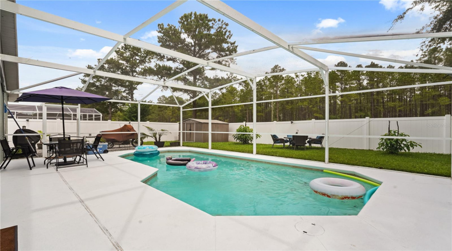 Davenport, Florida 33897, 4 Bedroom Bedrooms, ,2 Bathroombathrooms,Residential,For Sale,Pine Cone,0,Mfrs5151781
