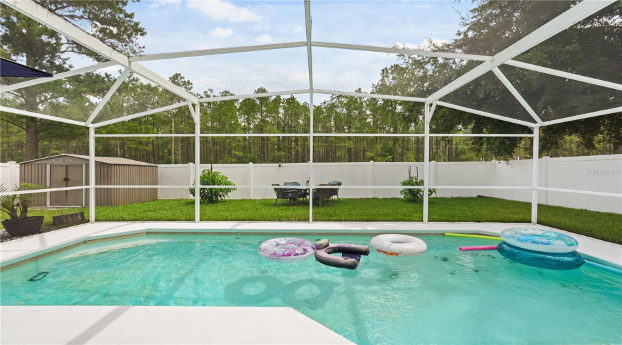Davenport, Florida 33897, 4 Bedroom Bedrooms, ,2 Bathroombathrooms,Residential,For Sale,Pine Cone,0,Mfrs5151781