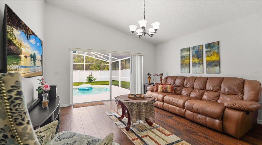Davenport, Florida 33897, 4 Bedroom Bedrooms, ,2 Bathroombathrooms,Residential,For Sale,Pine Cone,0,Mfrs5151781