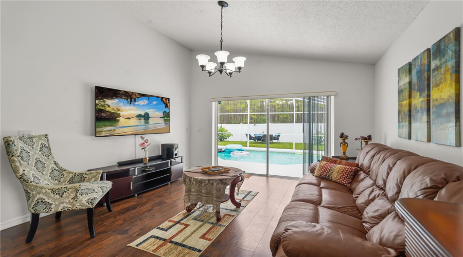 Davenport, Florida 33897, 4 Bedroom Bedrooms, ,2 Bathroombathrooms,Residential,For Sale,Pine Cone,0,Mfrs5151781